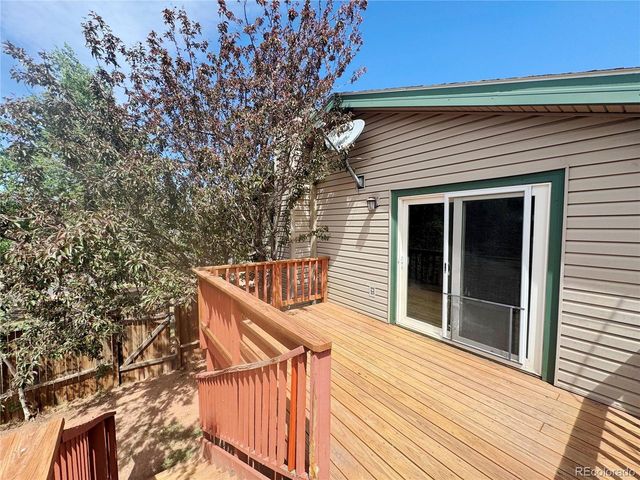 1056 Sundance Cir, Woodland Park, CO 80863