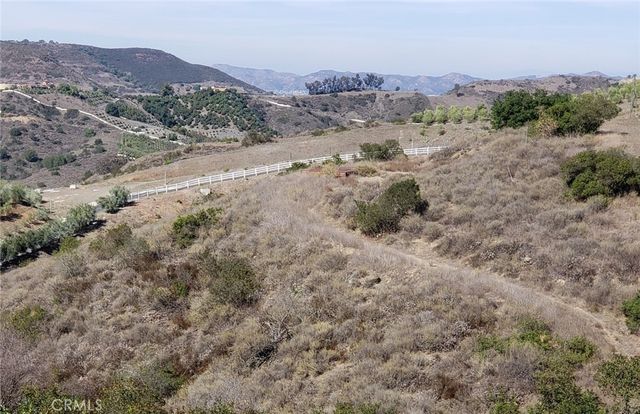 8 La Cruz Drive, Temecula, CA 92590