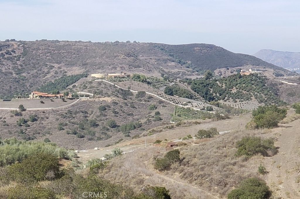8 La Cruz Drive, Temecula, CA 92590