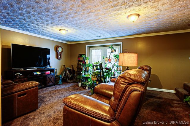 6602 Iron Court, Georgetown, IN 47122