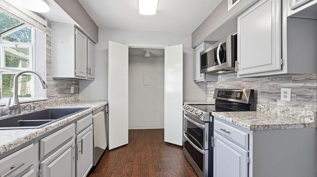 12921 Abrams Road 208, Dallas, TX 75243