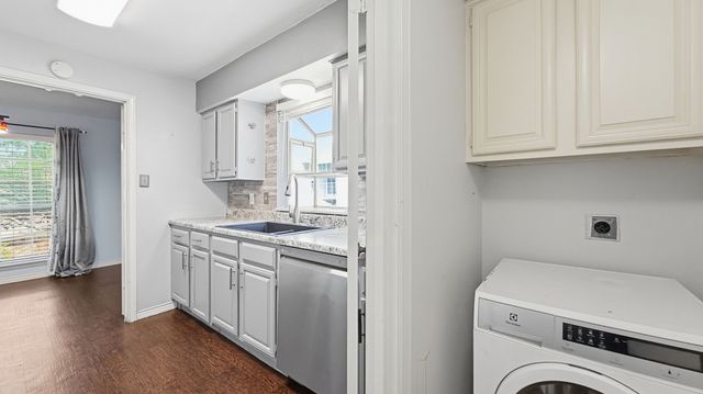 12921 Abrams Road 208, Dallas, TX 75243