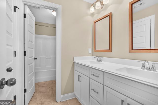 130 Edgewater Trail, Fayetteville, GA 30215