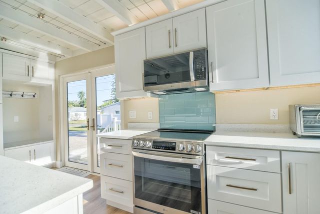 15565 GULF BOULEVARD, Redington Beach, FL 33708