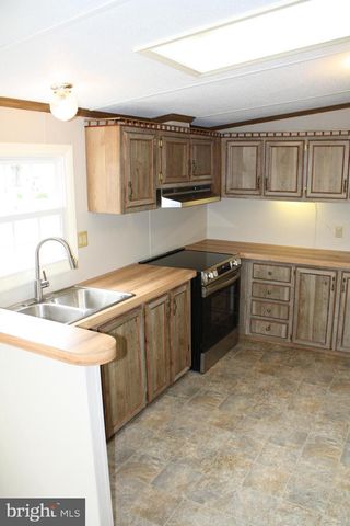 1 LARKEN LANE, Mount Holly Springs, PA 17065