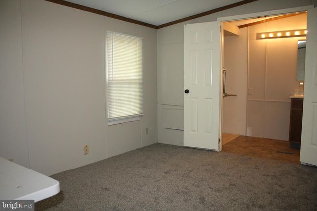 1 LARKEN LANE, Mount Holly Springs, PA 17065