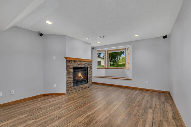 2215 Imperial Drive, Saint Cloud, MN 56301