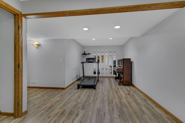 2215 Imperial Drive, Saint Cloud, MN 56301