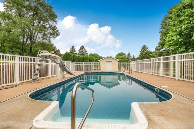 2215 Imperial Drive, Saint Cloud, MN 56301