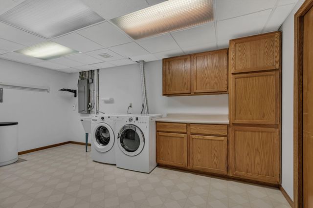 2215 Imperial Drive, Saint Cloud, MN 56301
