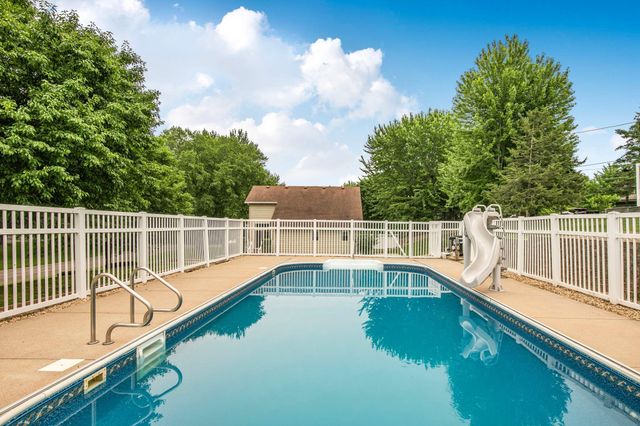 2215 Imperial Drive, Saint Cloud, MN 56301