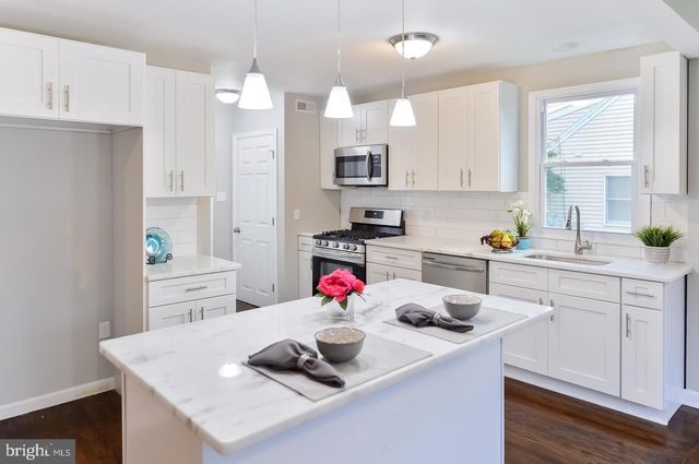 112 UPLAND RD, Brookhaven, PA 19015