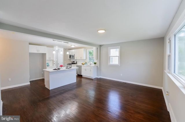 112 UPLAND RD, Brookhaven, PA 19015