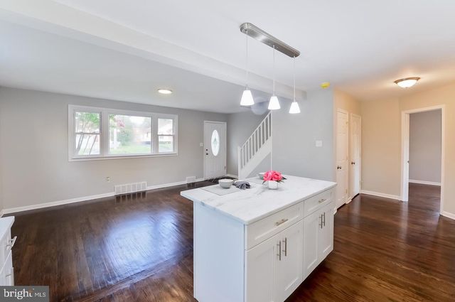 112 UPLAND RD, Brookhaven, PA 19015
