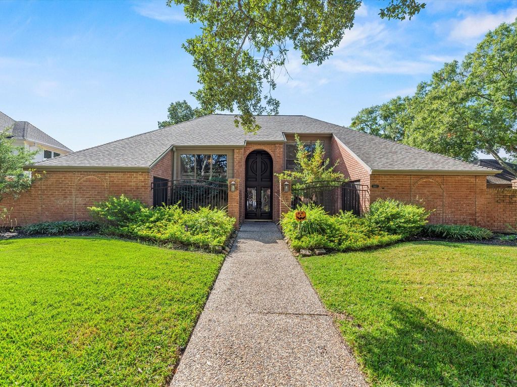 19811 Gulfwind Court, Houston, TX 77094
