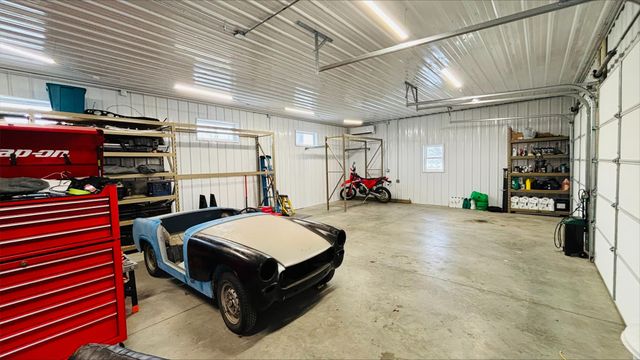 904 E 35th Street, Des Moines, IA 50317