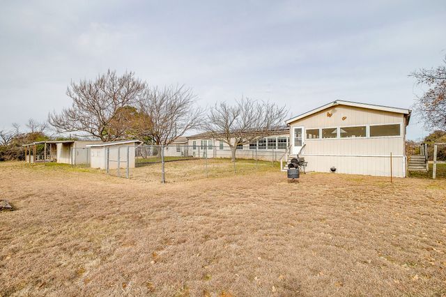 6724 Midway Road, Springtown, TX 76082