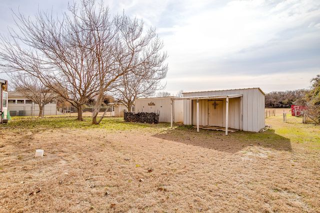 6724 Midway Road, Springtown, TX 76082