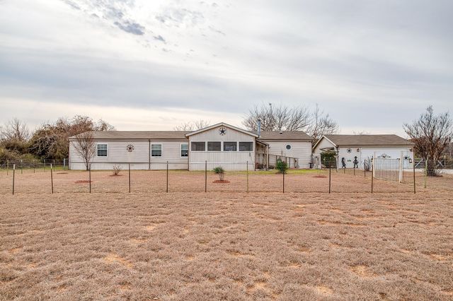 6724 Midway Road, Springtown, TX 76082