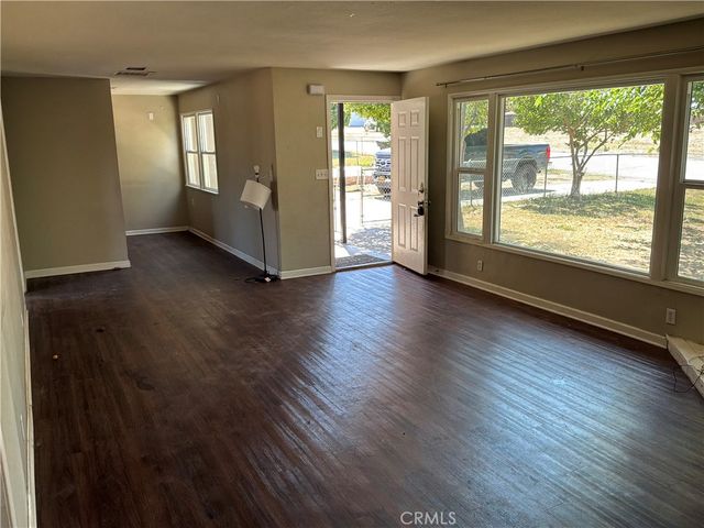 34372 Avenue Avenue E, Yucaipa, CA 92399