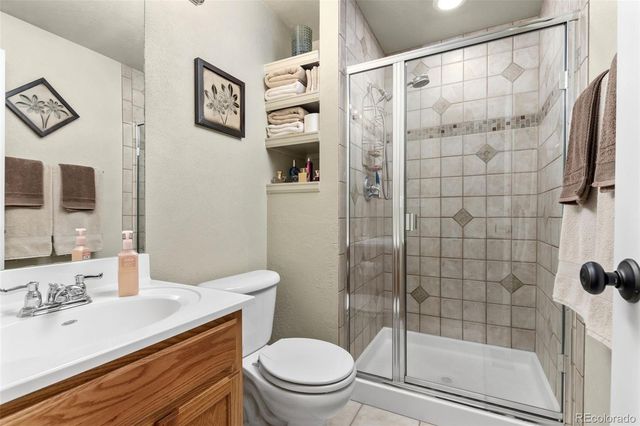 18866 E Napa Drive, Aurora, CO 80013