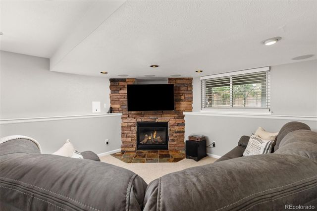 18866 E Napa Drive, Aurora, CO 80013