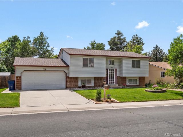 18866 E Napa Drive, Aurora, CO 80013