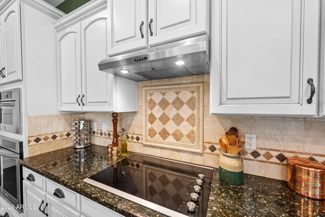 2894 E WYATT Way, Gilbert, AZ 85297