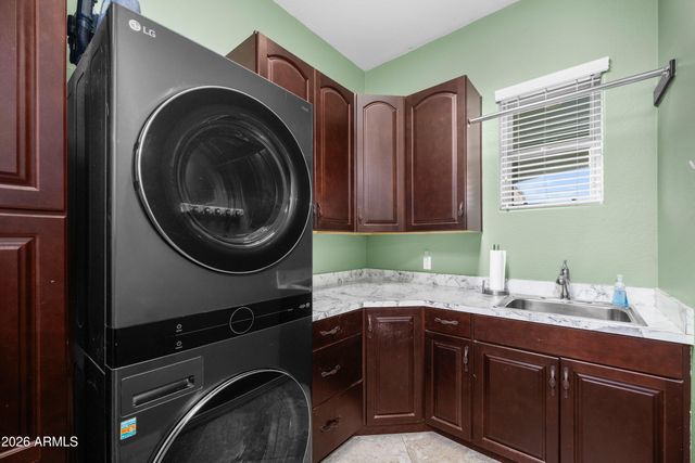 2894 E WYATT Way, Gilbert, AZ 85297