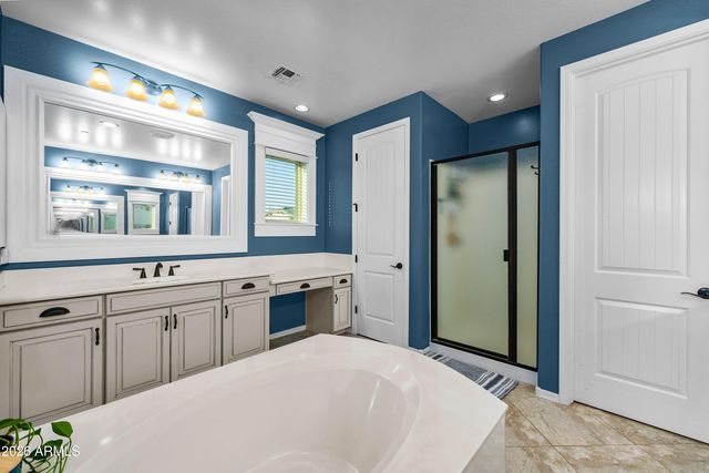 2894 E WYATT Way, Gilbert, AZ 85297