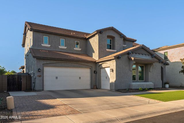 2894 E WYATT Way, Gilbert, AZ 85297