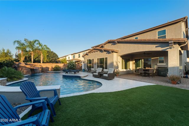 2894 E WYATT Way, Gilbert, AZ 85297