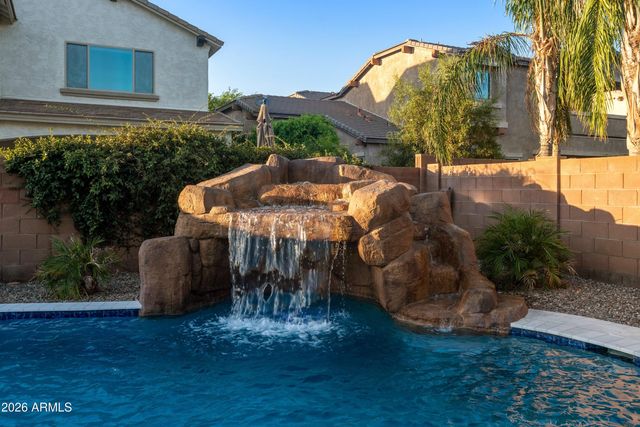 2894 E WYATT Way, Gilbert, AZ 85297