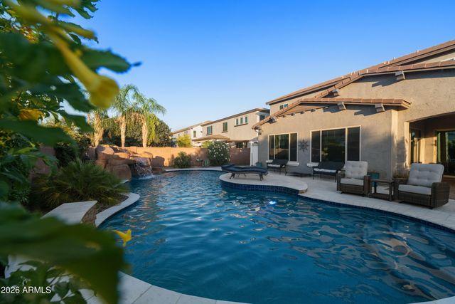 2894 E WYATT Way, Gilbert, AZ 85297