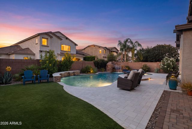 2894 E WYATT Way, Gilbert, AZ 85297