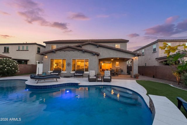 2894 E WYATT Way, Gilbert, AZ 85297