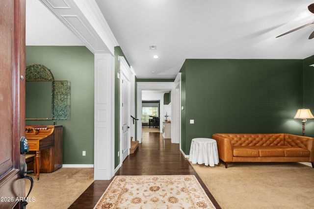 2894 E WYATT Way, Gilbert, AZ 85297