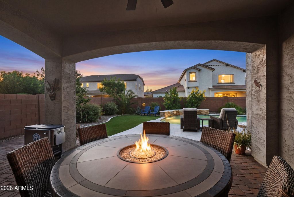 2894 E WYATT Way, Gilbert, AZ 85297 — photo 4