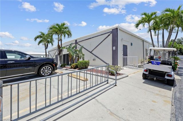 16300 Redclover LN, Fort Myers, FL 33908