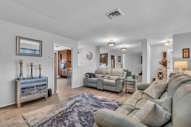 390 Picardy Court c, Lakewood, NJ 08701