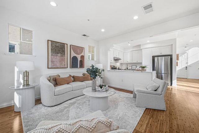 1421 Rosemary Street, Menlo Park, CA 94025