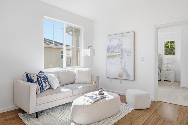 1421 Rosemary Street, Menlo Park, CA 94025