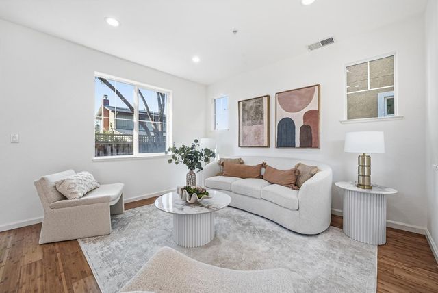 1421 Rosemary Street, Menlo Park, CA 94025