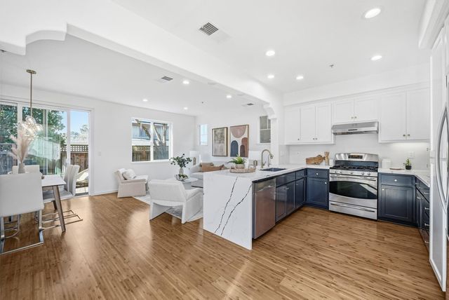 1421 Rosemary Street, Menlo Park, CA 94025