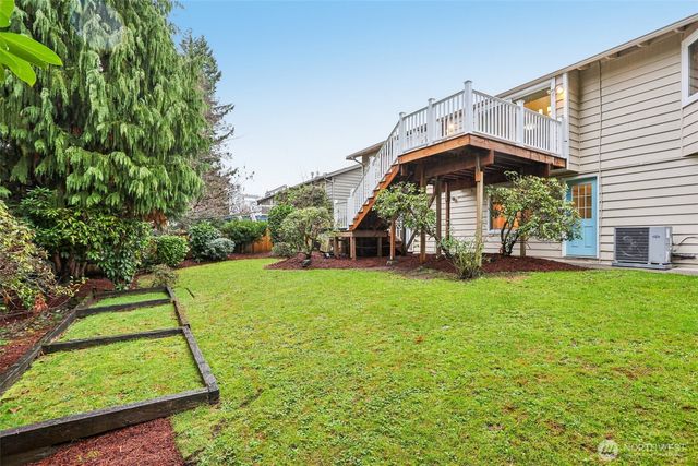 5733 155th Avenue NE, Redmond, WA 98052