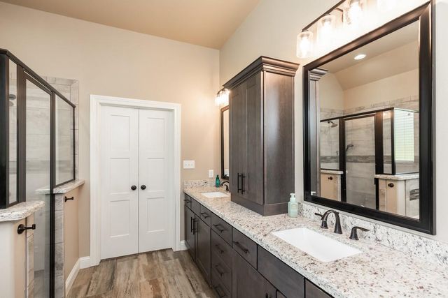 232 Hickory Street, Village Mills, TX 77663