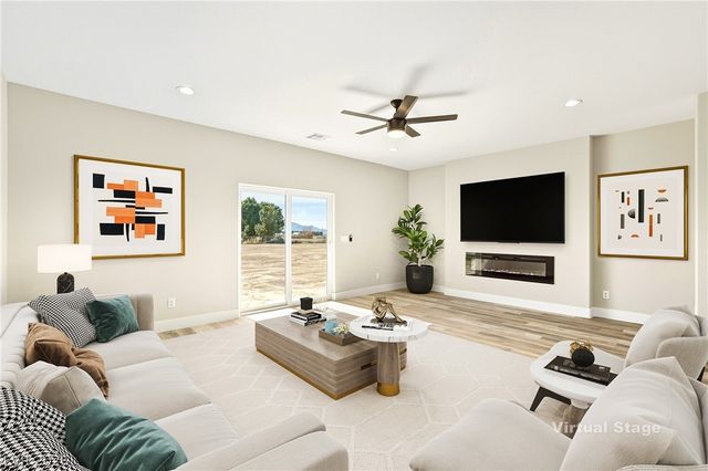 711 West Leffner Drive, Pahrump, NV 89060