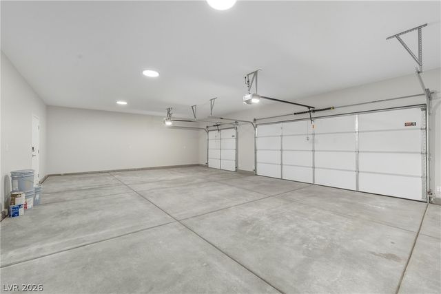 711 West Leffner Drive, Pahrump, NV 89060