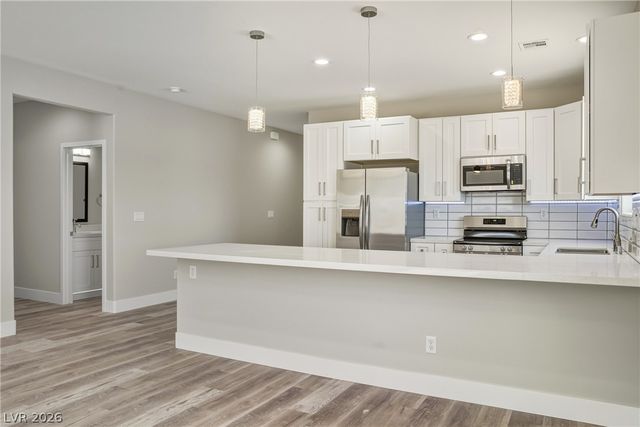 711 West Leffner Drive, Pahrump, NV 89060