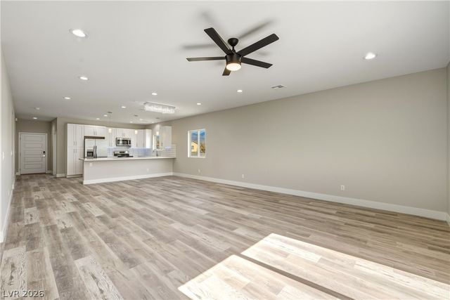 711 West Leffner Drive, Pahrump, NV 89060